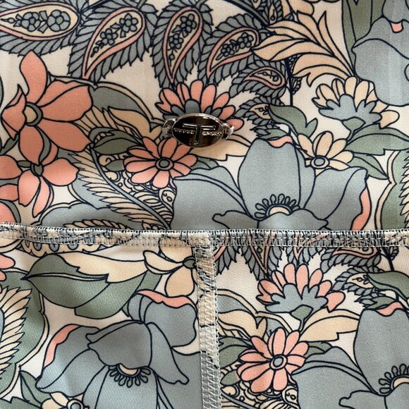 Tahari Sport Women Paisley Printed Workout Athleisure Pockets Capri Pants New 3X - Picture 4 of 6